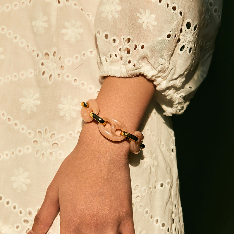 Women's Fashion Personalized Resin Pig Nose Bracelet